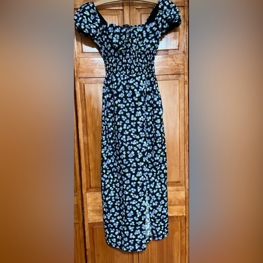 Zara NWOTs Black Floral Summer Type Dress.